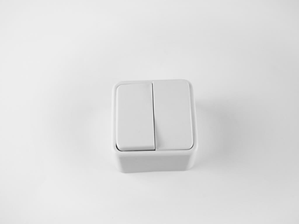 Surface light store switch